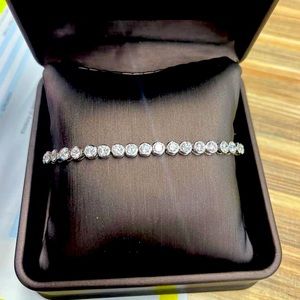 Diamond bracelet